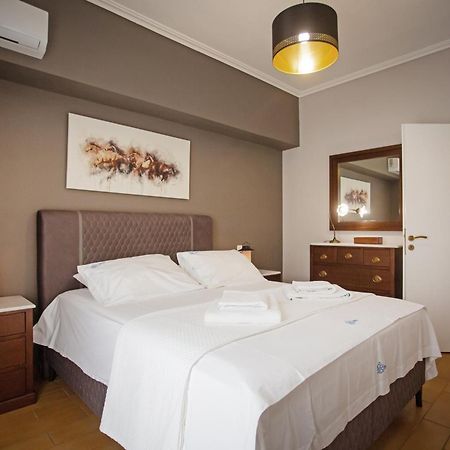Socrates By Heloni Apartments Atenas Exterior foto