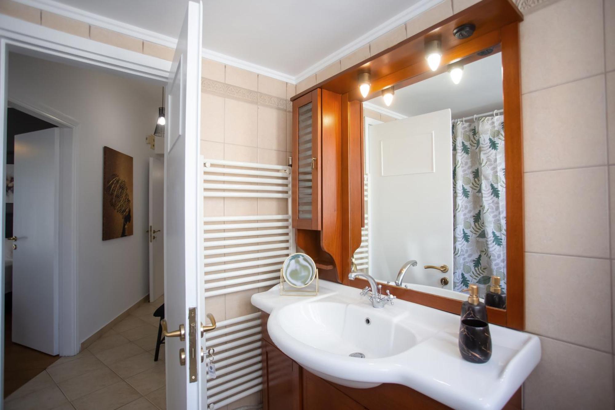 Socrates By Heloni Apartments Atenas Exterior foto